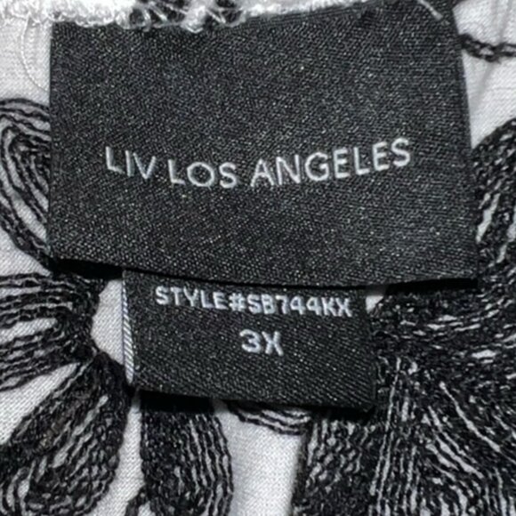 Liv Los Angeles Womens Tunic, White with Black Floral Embroidery, Plus Size 3X - Picture 3 of 7
